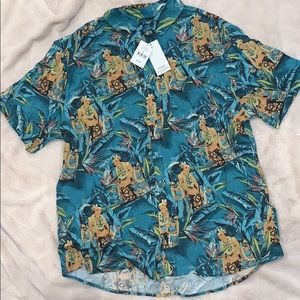 Men’s Hawaiian shirt button down